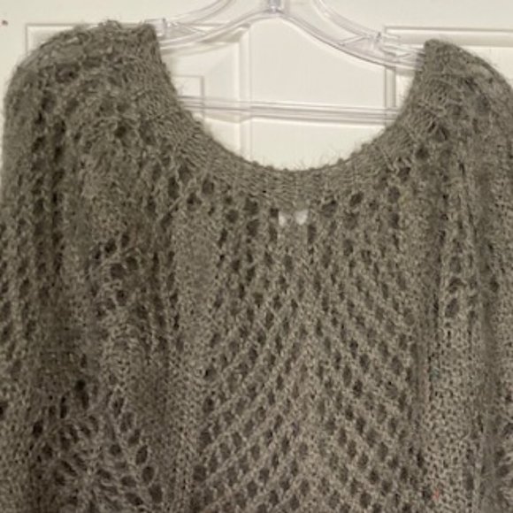 Shrug Poncho Crochet - Grey - Picture 5 of 14